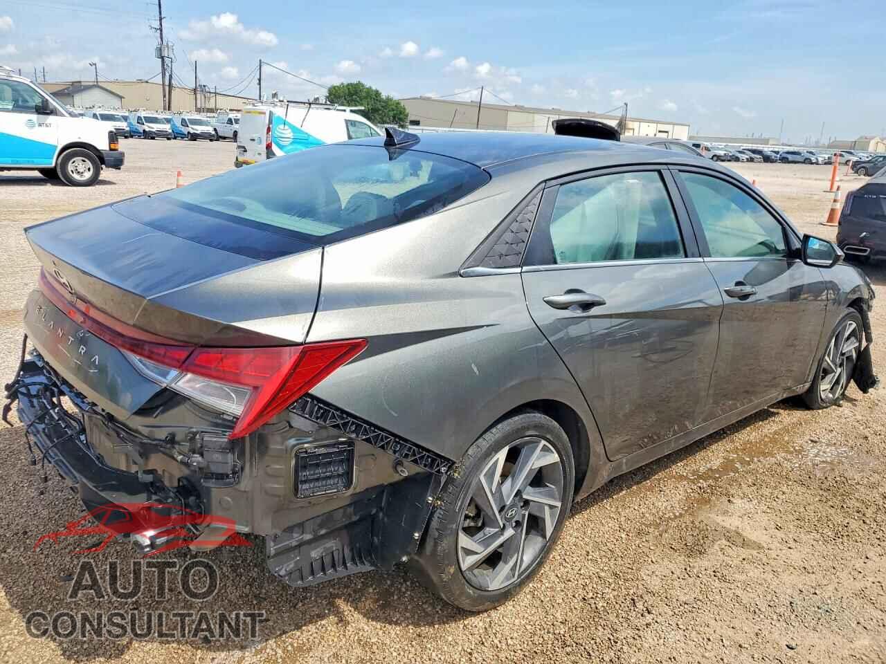 HYUNDAI ELANTRA 2024 - KMHLS4DG2RU761166