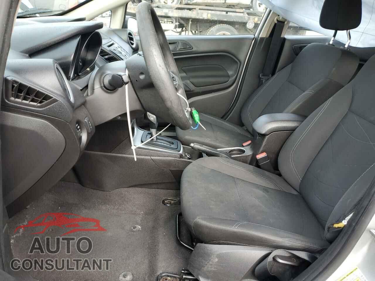 FORD FIESTA 2017 - 3FADP4EJ9HM119766