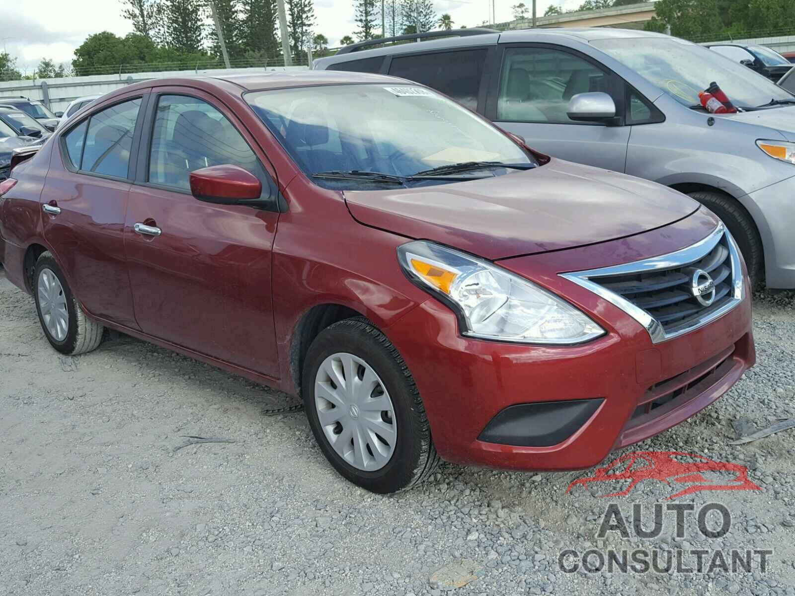 NISSAN VERSA 2018 - 3N1CN7AP6JL882155
