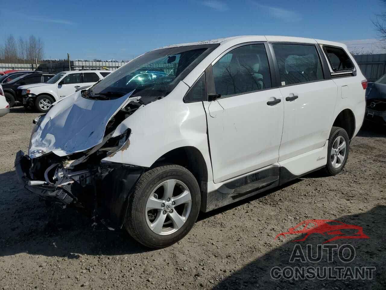 TOYOTA SIENNA 2016 - 5TDZK3DC2GS695645