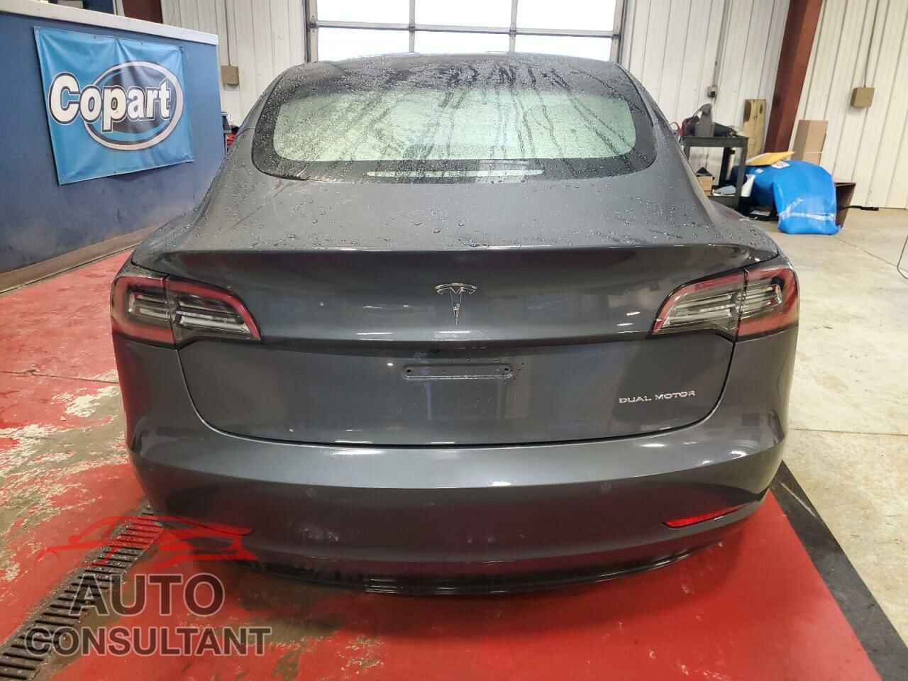 TESLA MODEL 3 2022 - 5YJ3E1EB9NF249727