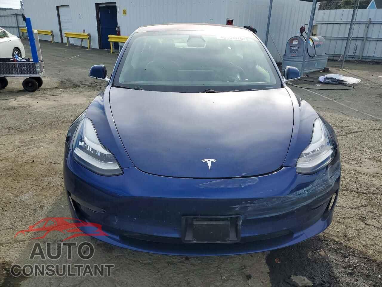 TESLA MODEL 3 2018 - 5YJ3E1EB2JF063845