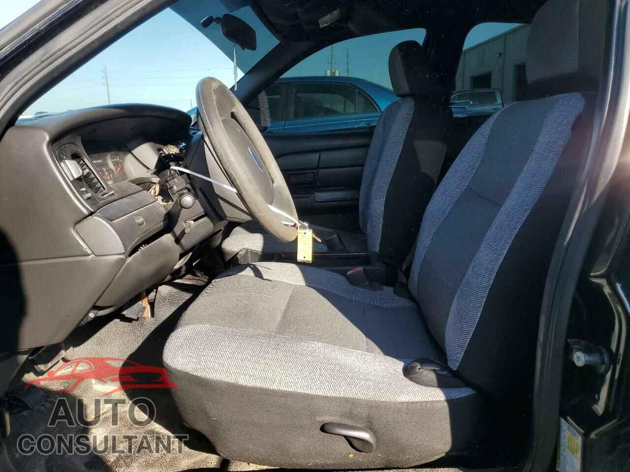 FORD CROWN VIC 2010 - 2FABP7BV0AX125384