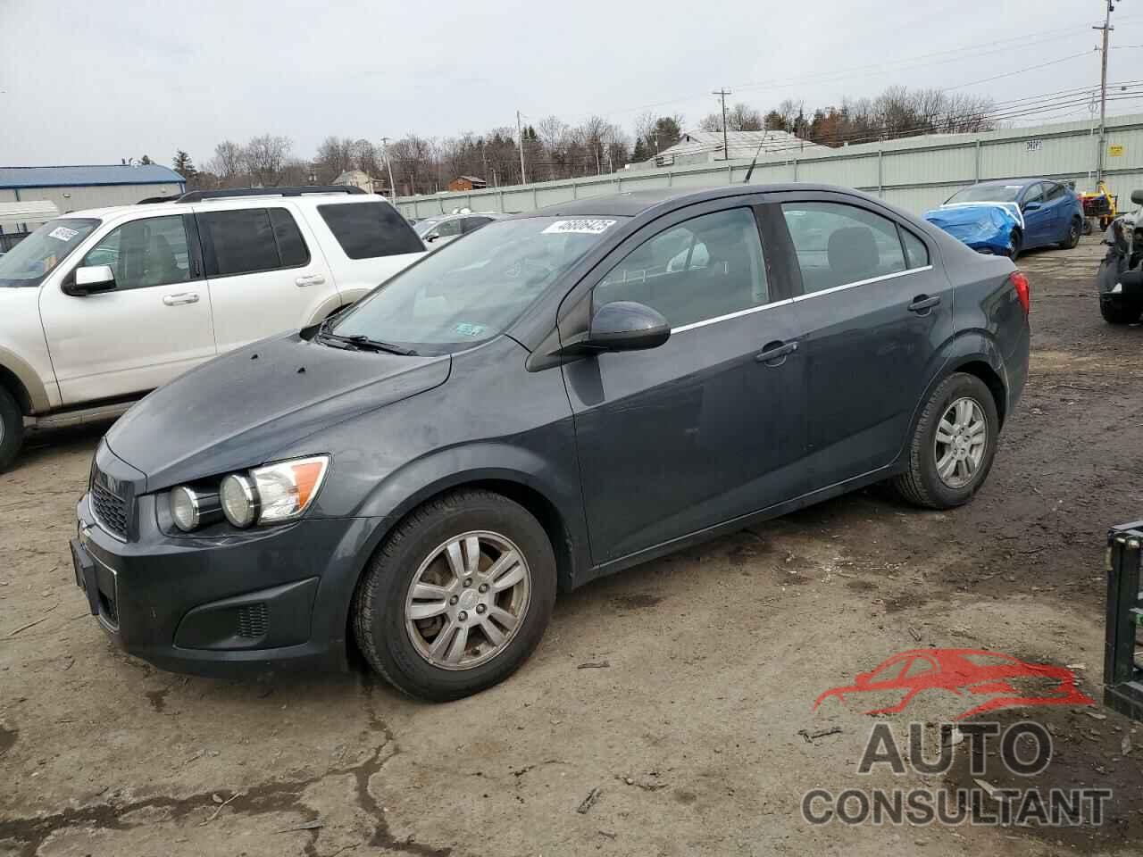 CHEVROLET SONIC 2014 - 1G1JC5SH2E4152026