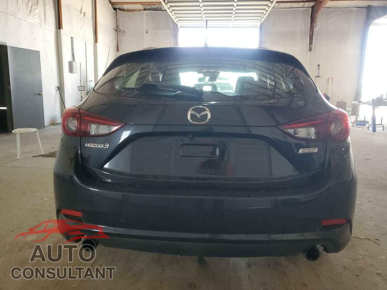 MAZDA 3 2017 - 3MZBN1L39HM141533