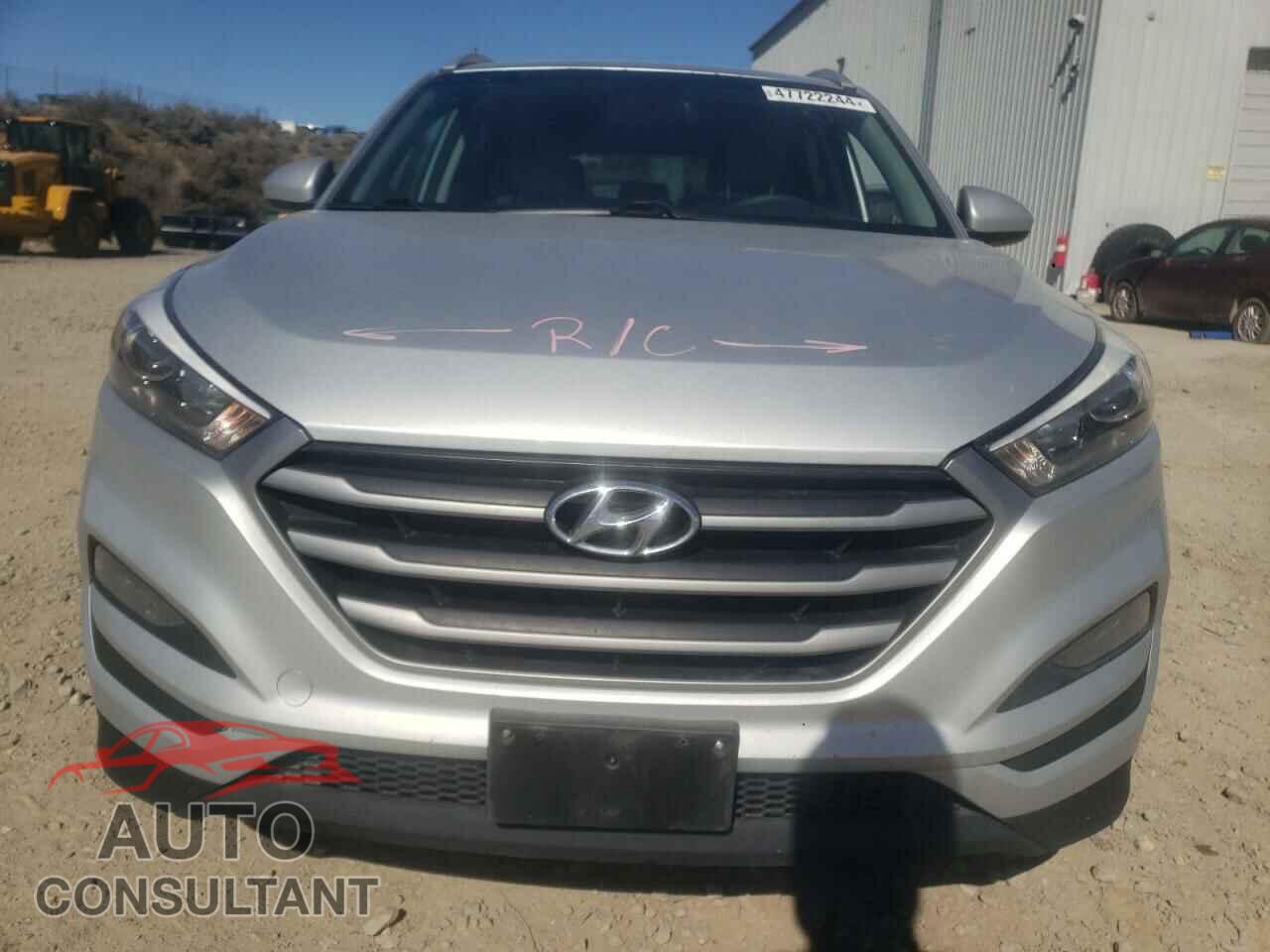 HYUNDAI TUCSON 2018 - KM8J3CA49JU767589