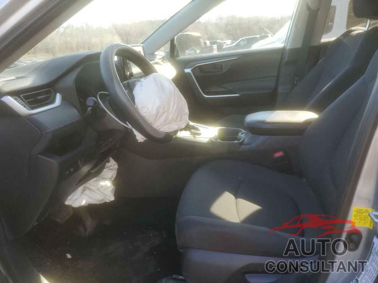 TOYOTA RAV4 2021 - 2T3F1RFVXMC191654