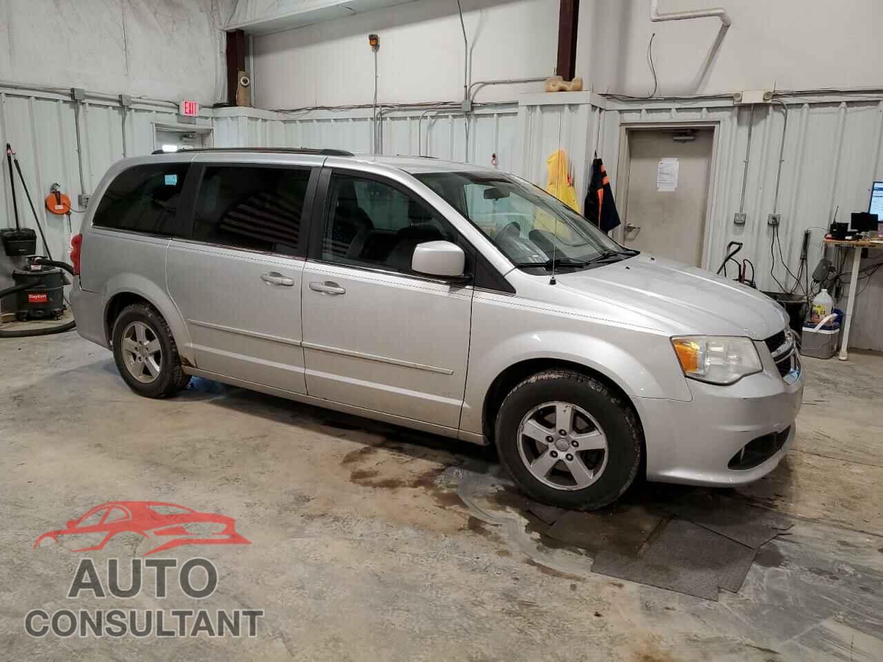 DODGE CARAVAN 2011 - 2D4RN5DG3BR688973