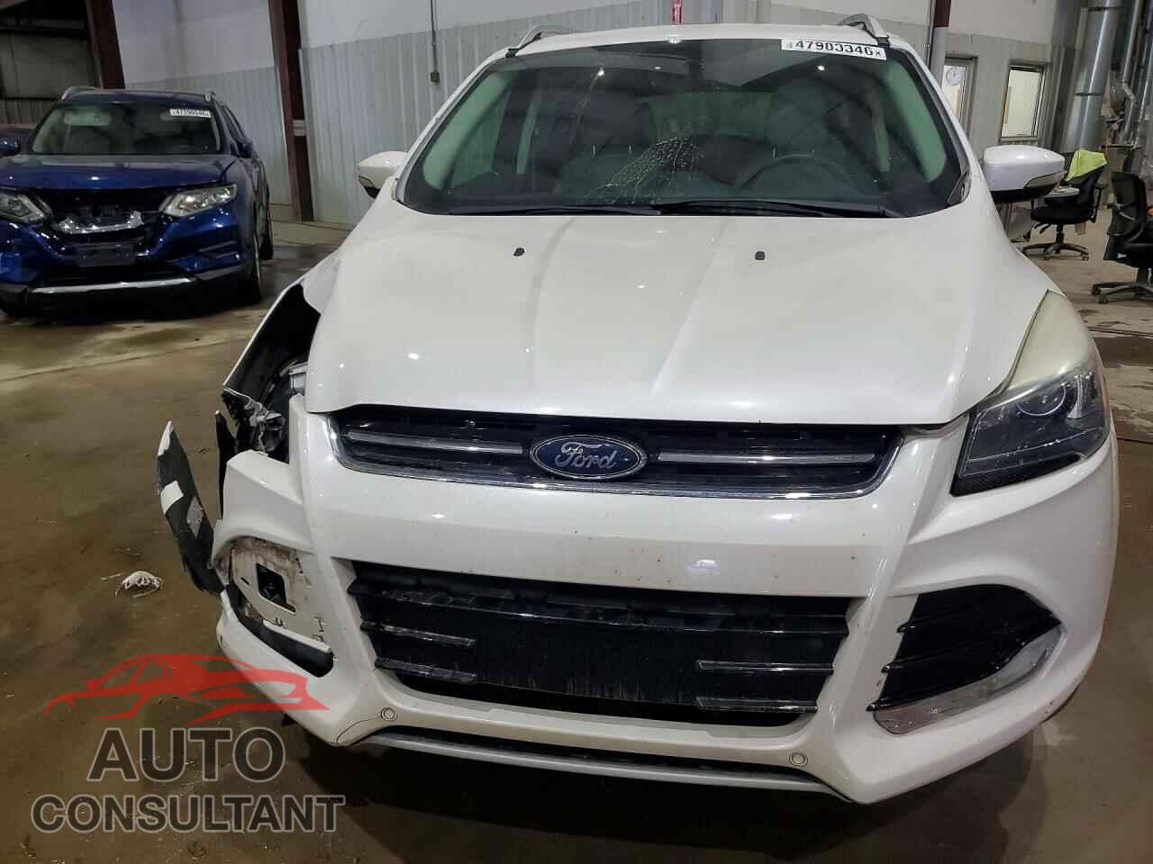 FORD ESCAPE 2015 - 1FMCU9J97FUC07372