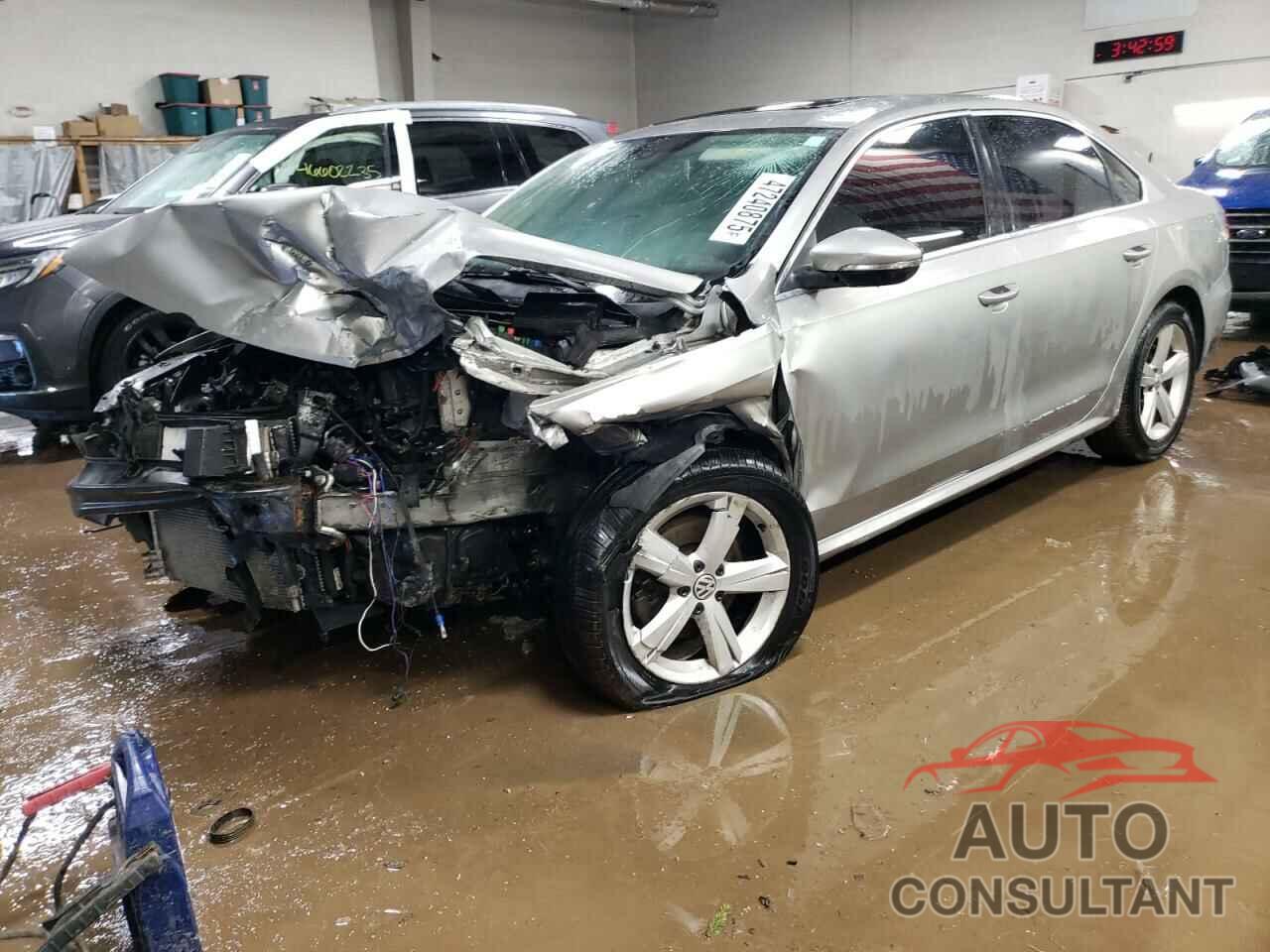 VOLKSWAGEN PASSAT 2012 - 1VWBN7A36CC092548