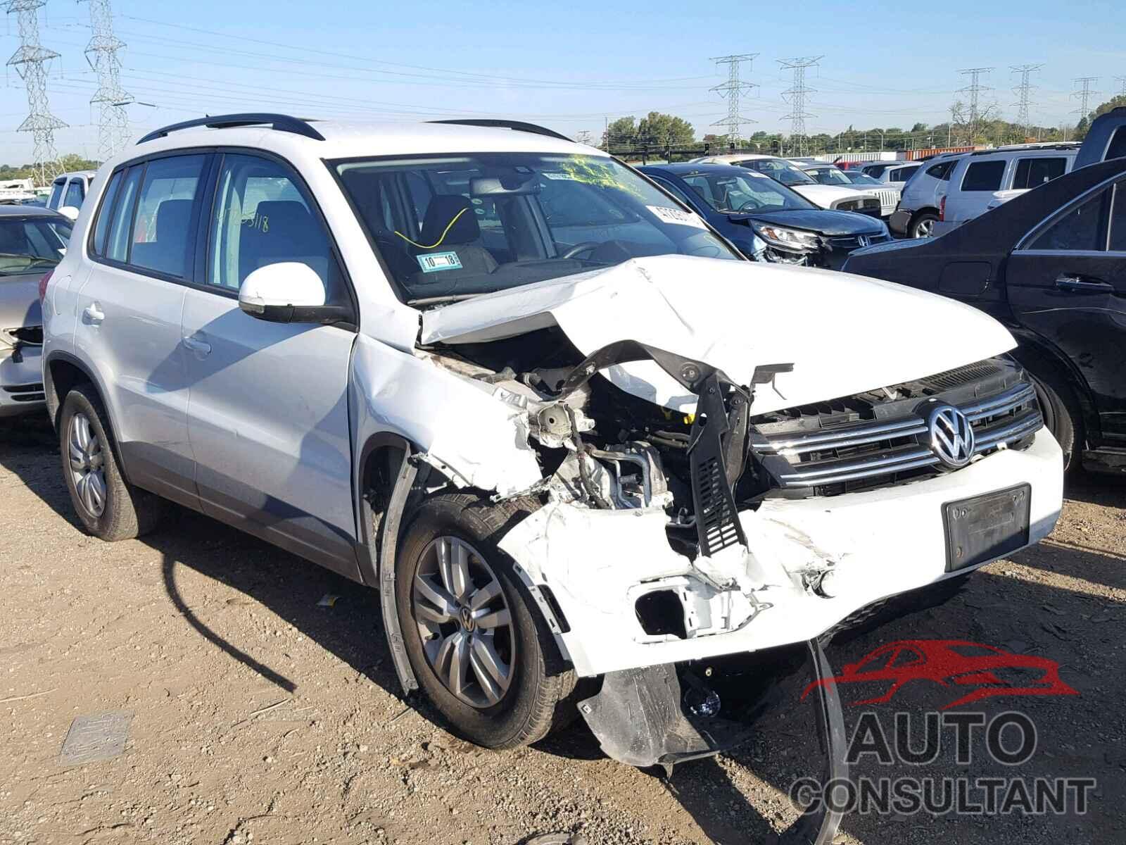 VOLKSWAGEN TIGUAN S 2016 - WVGBV7AX9GW577692