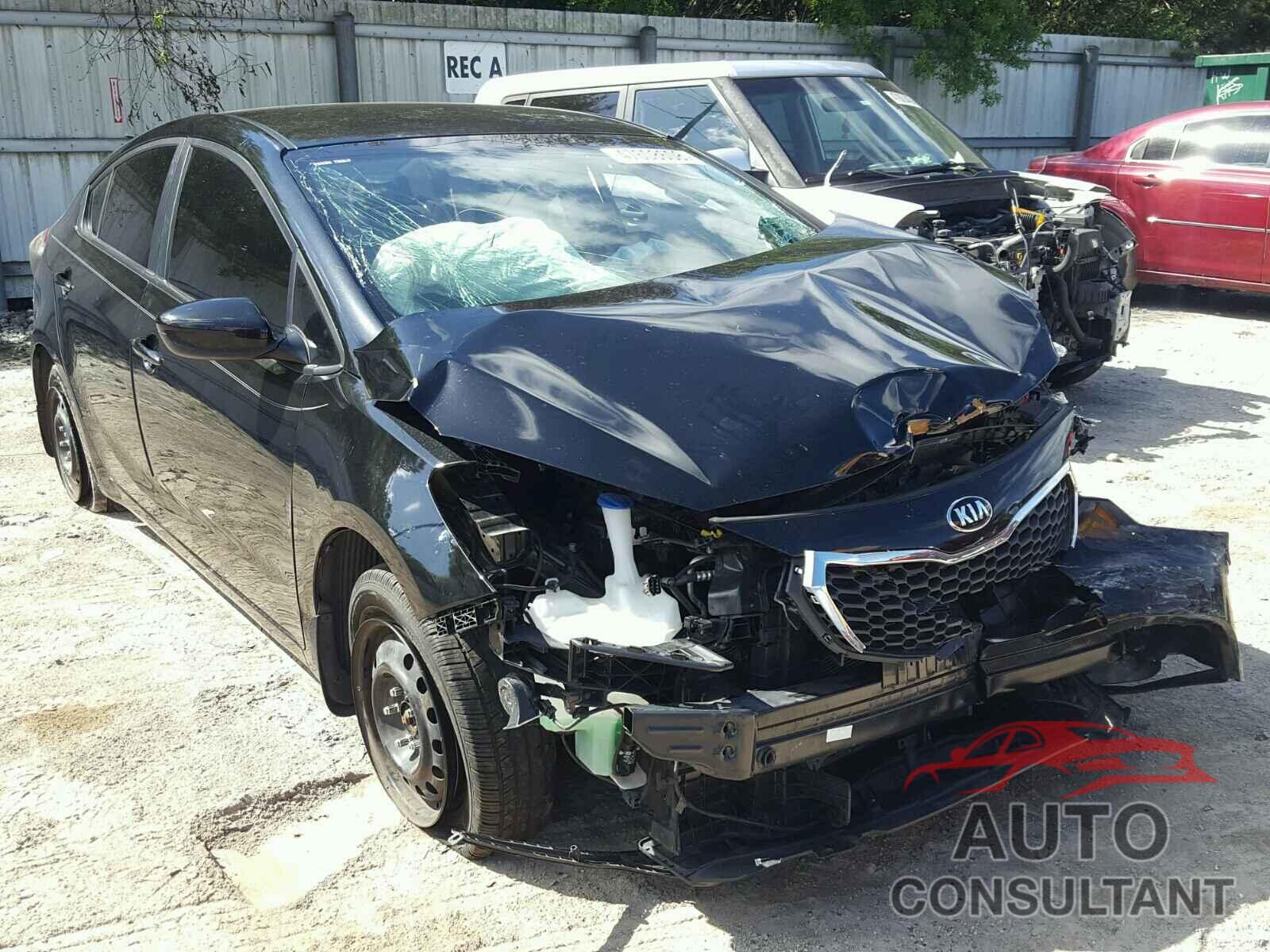 KIA FORTE 2016 - KNAFK4A65G5586719