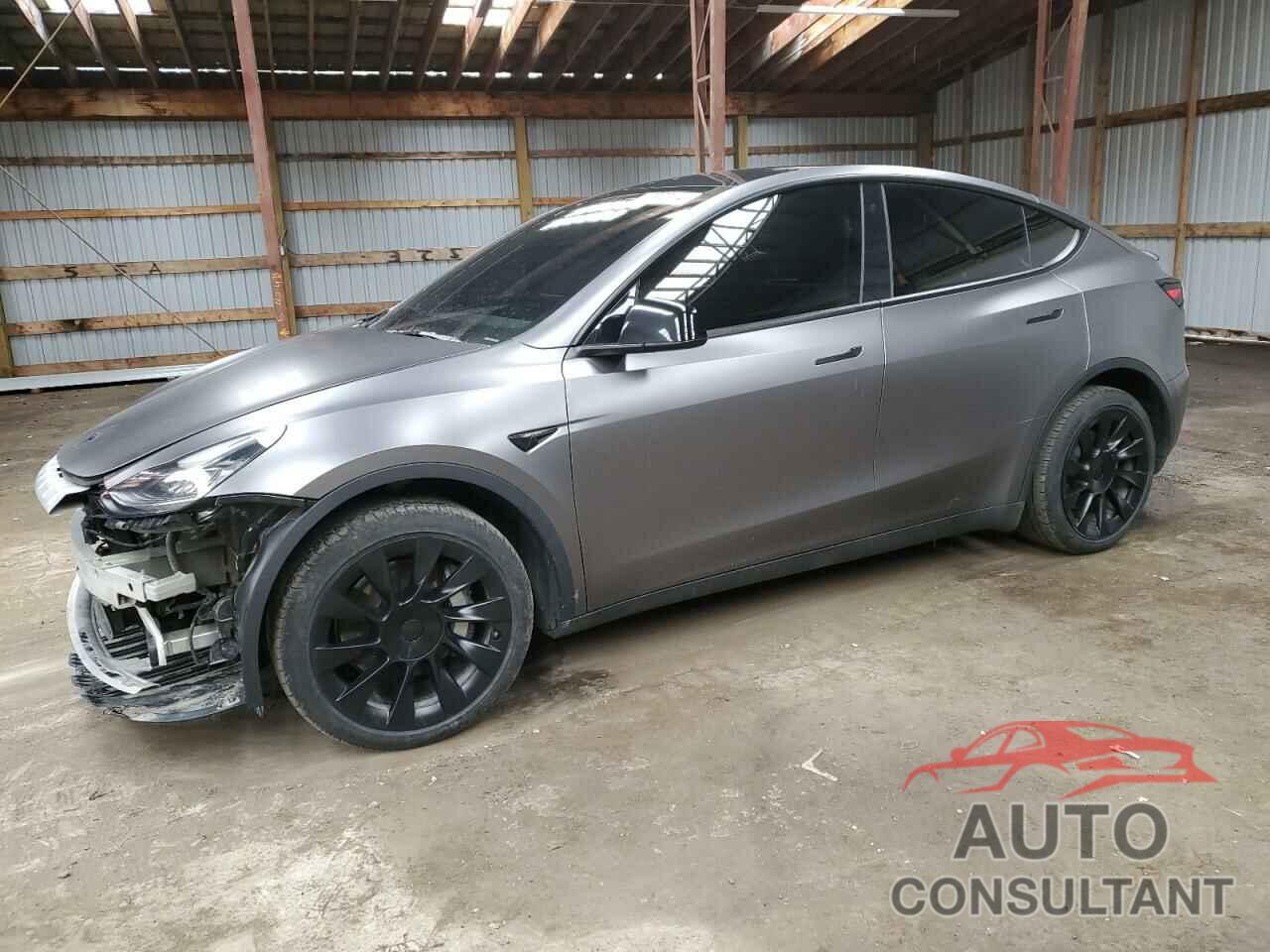 TESLA MODEL Y 2022 - 7SAYGDEE8NF442093