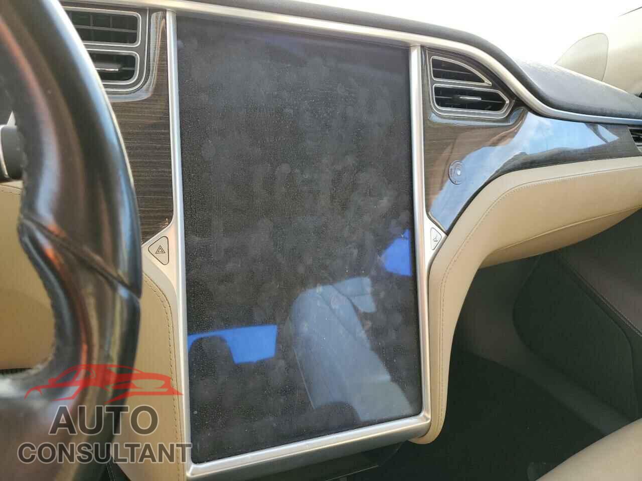 TESLA MODEL S 2015 - 5YJSA1E15FF113885