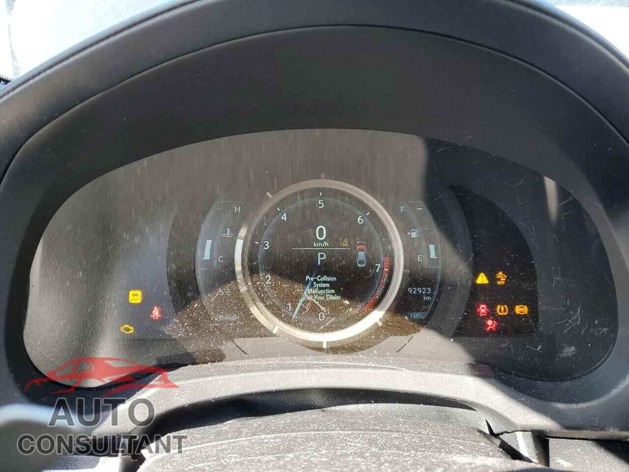 LEXUS IS 2018 - JTHC81D2XJ5031086