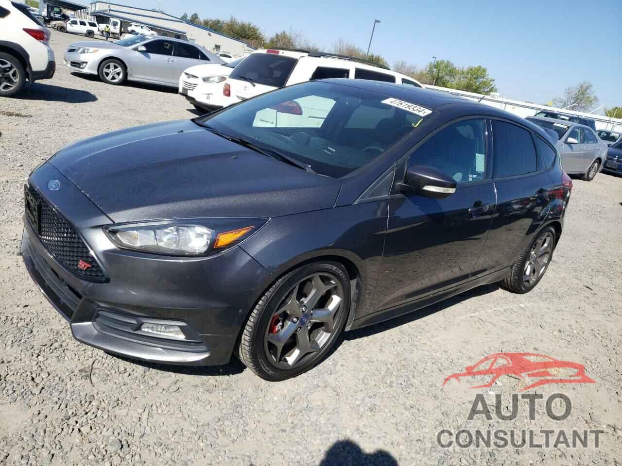 FORD FOCUS 2018 - 1FADP3L95JL289990