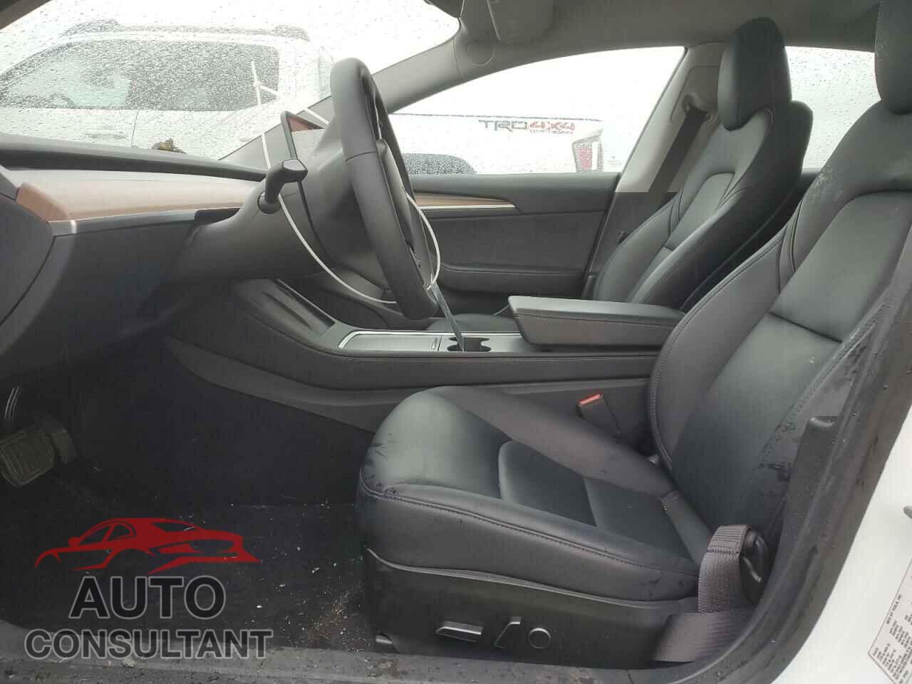 TESLA MODEL 3 2023 - 5YJ3E1EA5PF568701