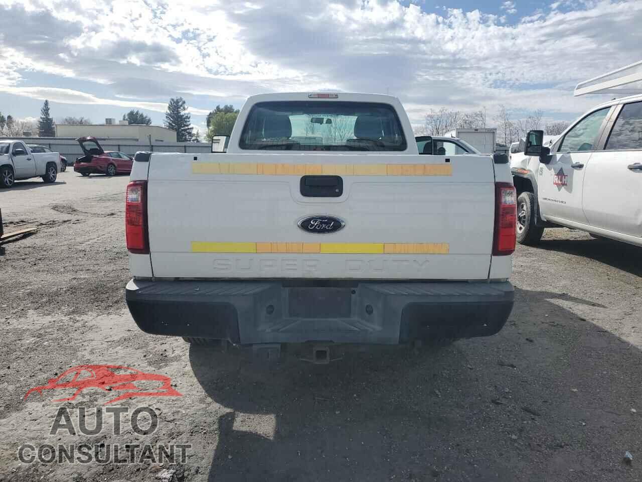 FORD F250 2013 - 1FTBF2A66DEB81748