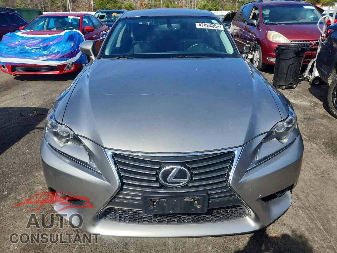LEXUS IS 2015 - JTHCF1D28F5023873