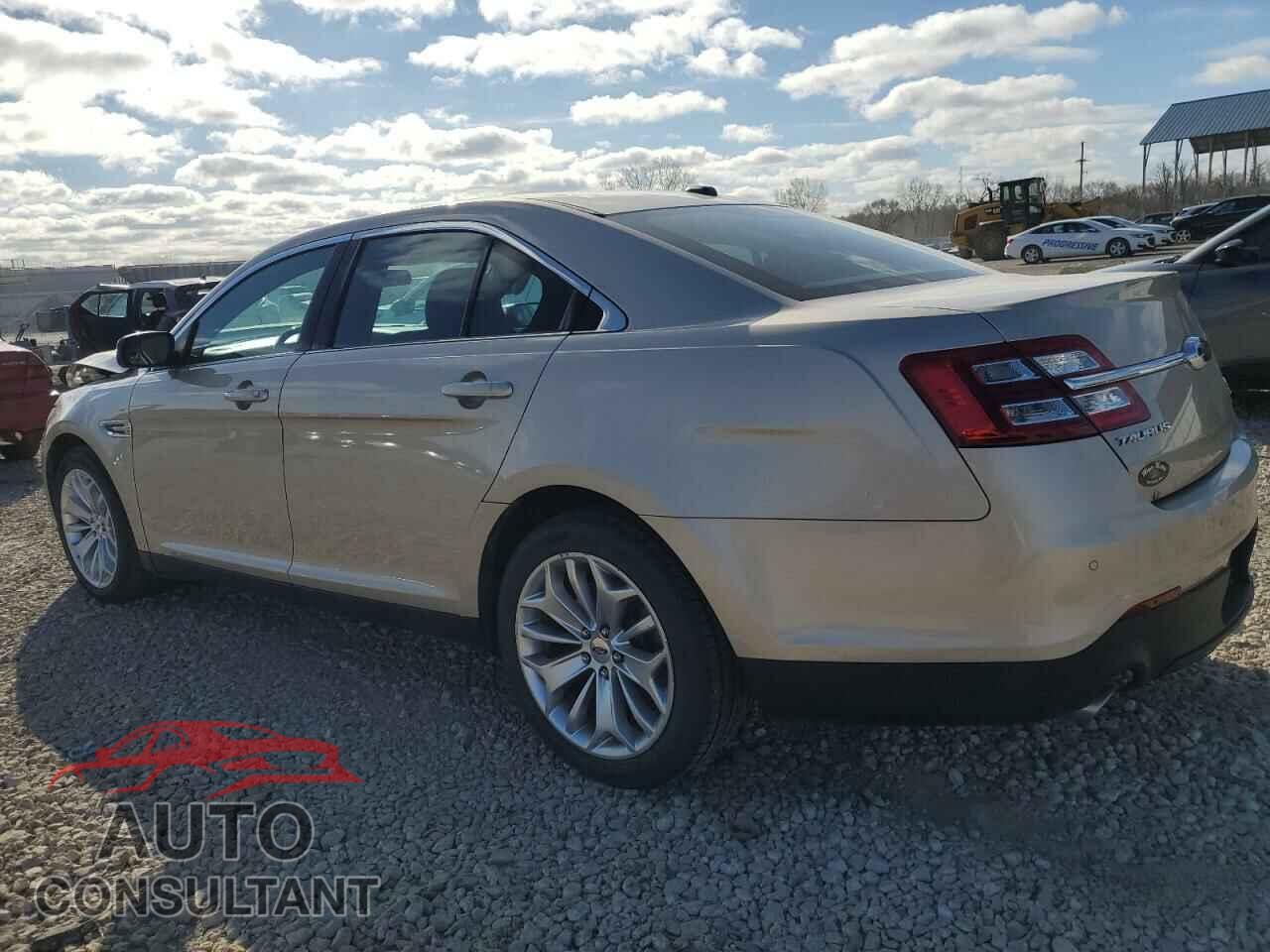 FORD TAURUS 2017 - 1FAHP2F81HG117165