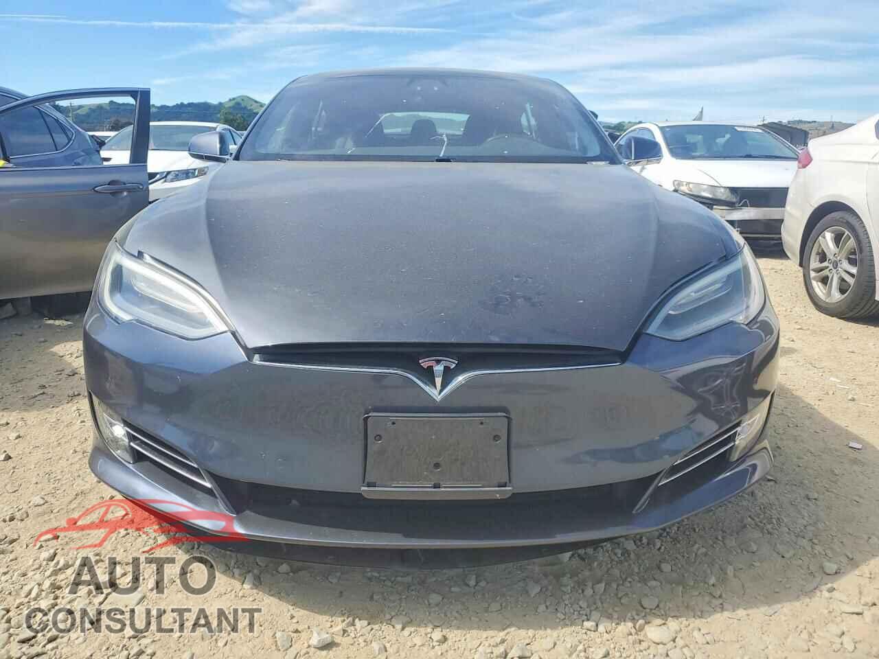 TESLA MODEL S 2019 - 5YJSA1E26KF332471