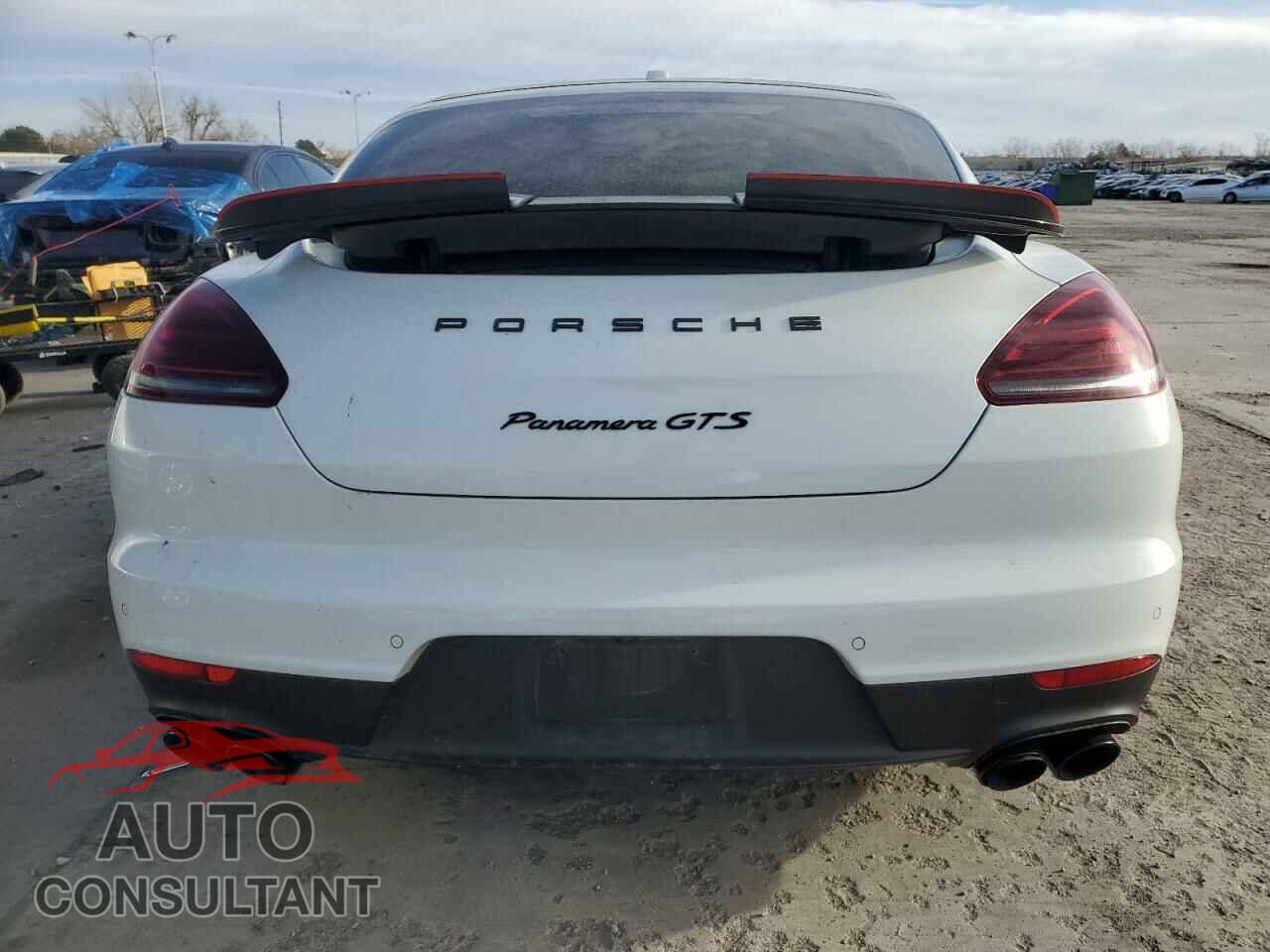 PORSCHE PANAMERA 2016 - WP0AF2A74GL081443