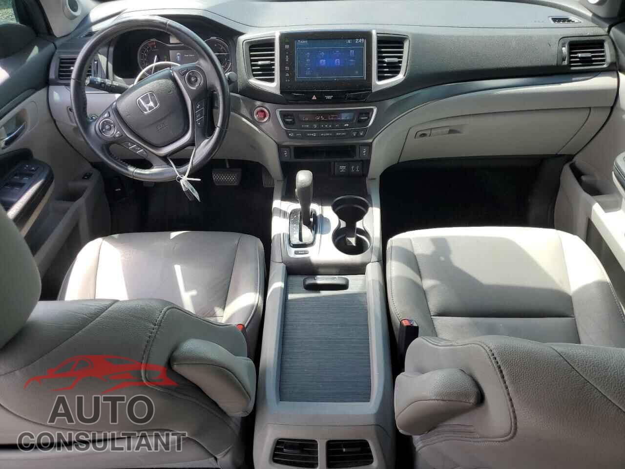 HONDA PILOT 2016 - 5FNYF5H57GB044345