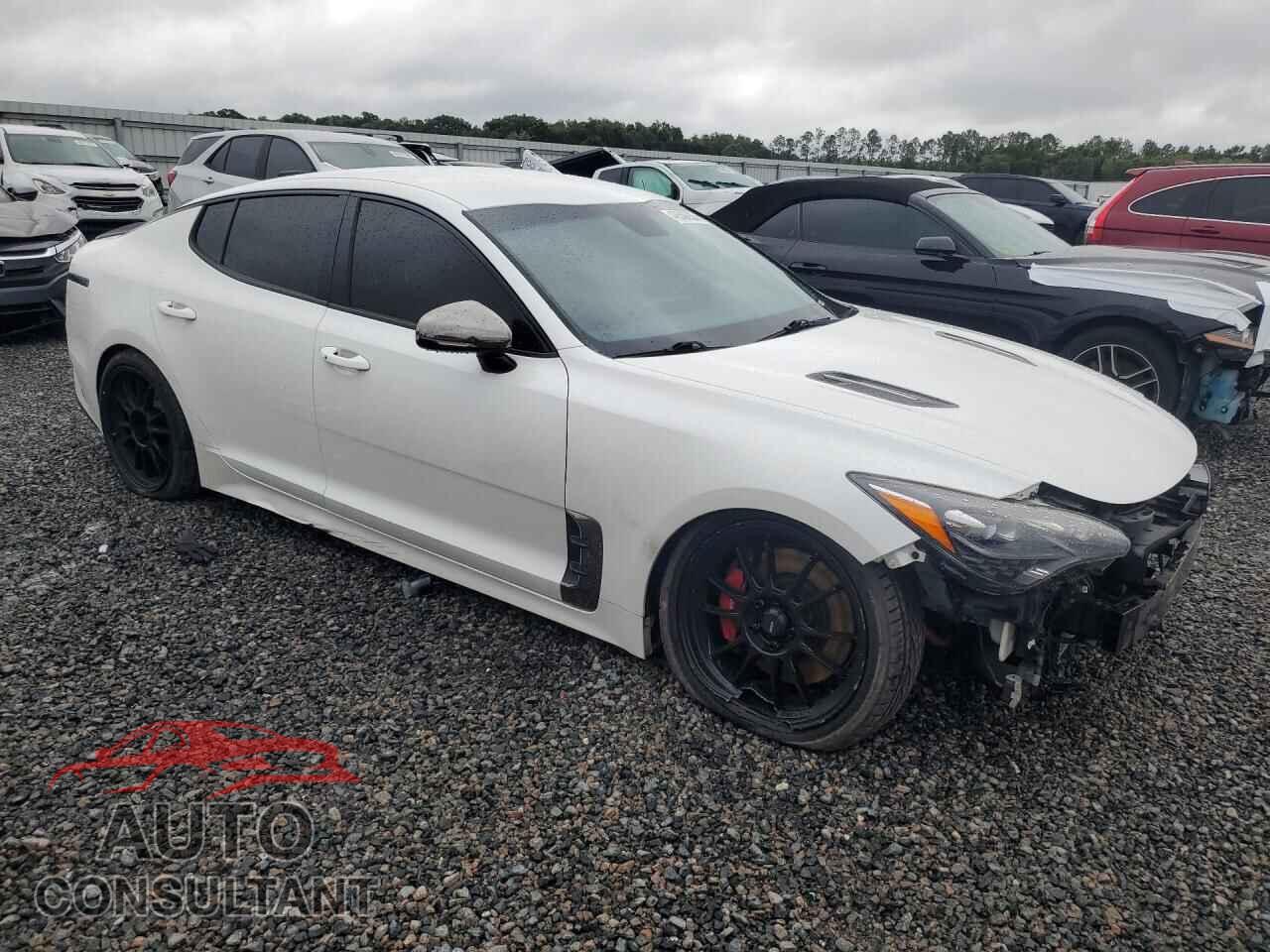 KIA STINGER 2019 - KNAE35LC2K6068247