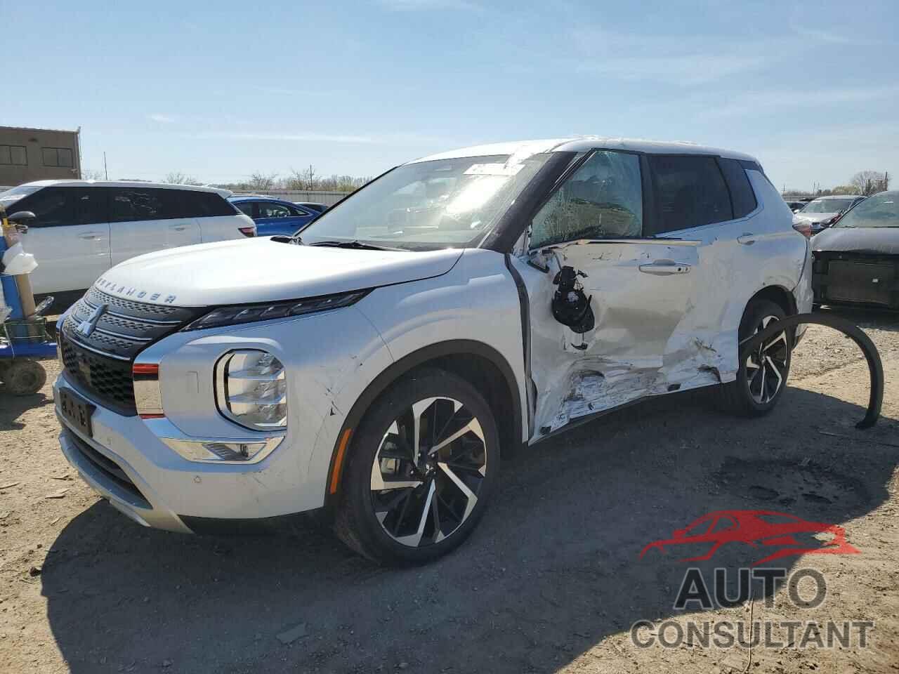 MITSUBISHI OUTLANDER 2023 - JA4J4UA81PZ019502