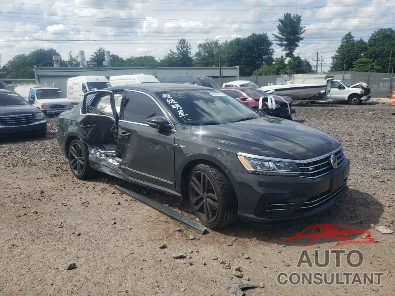VOLKSWAGEN PASSAT 2017 - 1VWDT7A32HC017464