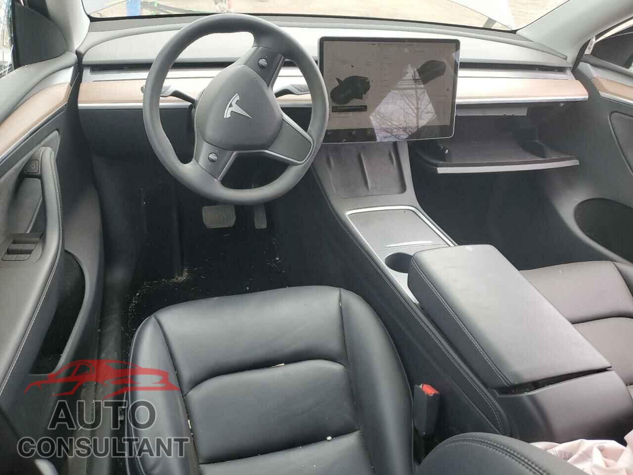 TESLA MODEL Y 2023 - 7SAYGAEE8PF961940