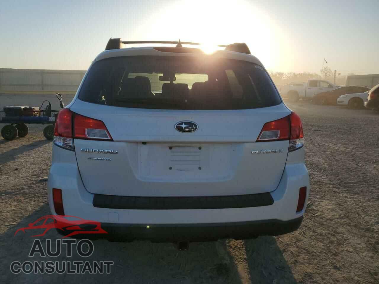 SUBARU OUTBACK 2013 - 4S4BRCLC8D3201781
