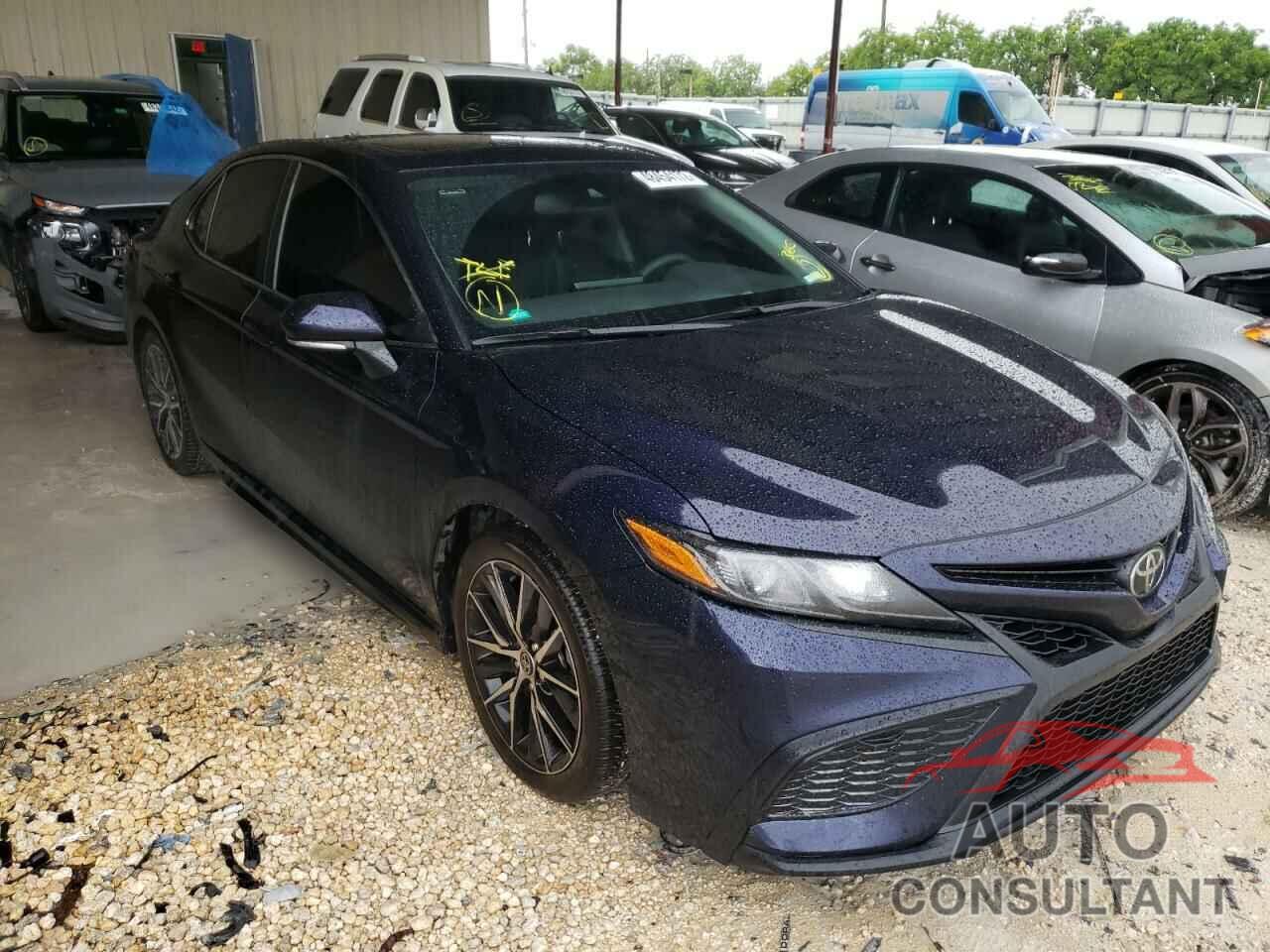 TOYOTA CAMRY 2021 - 4T1T11AK6MU590859