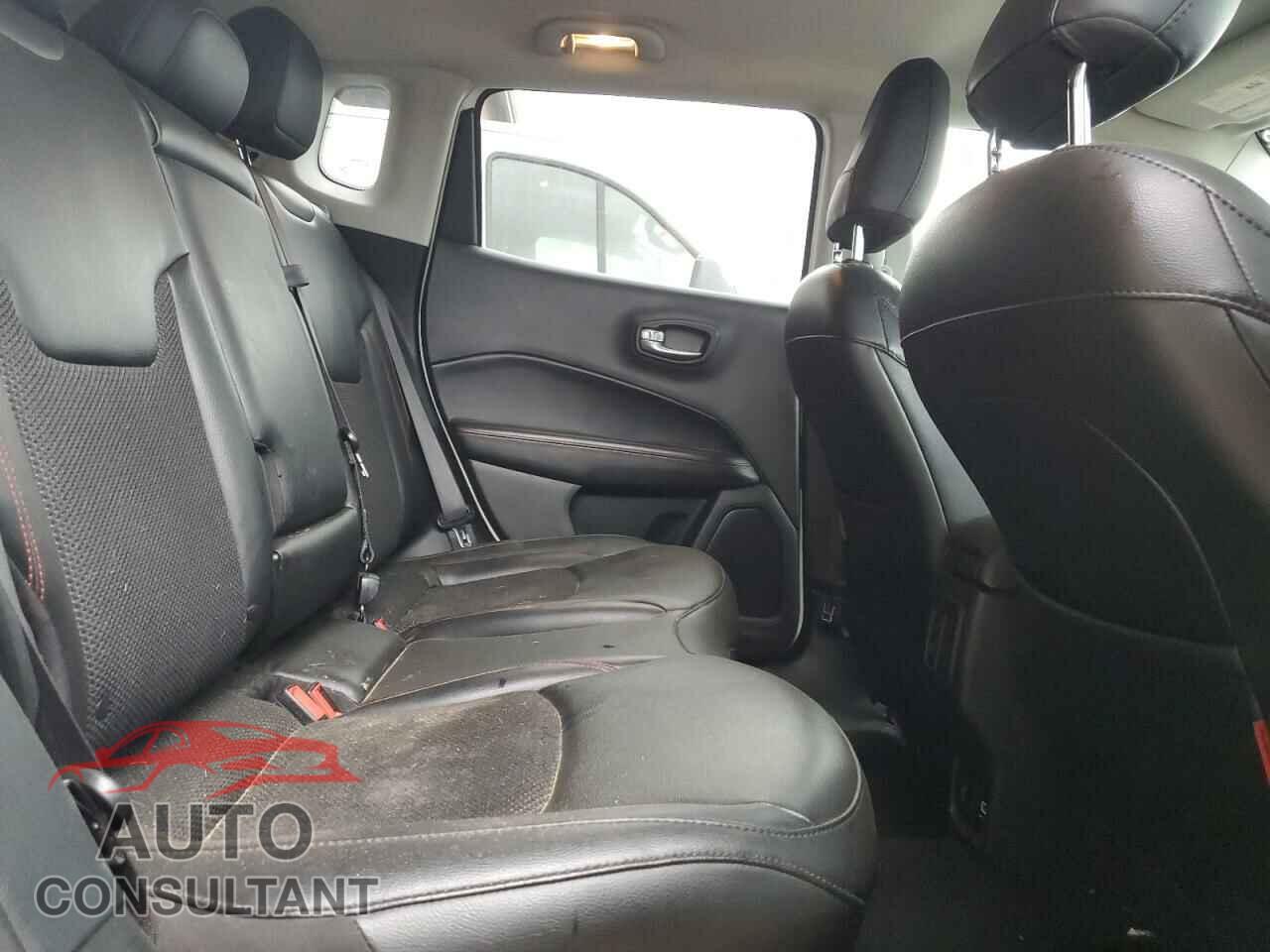 JEEP COMPASS 2021 - 3C4NJDDB8MT553543