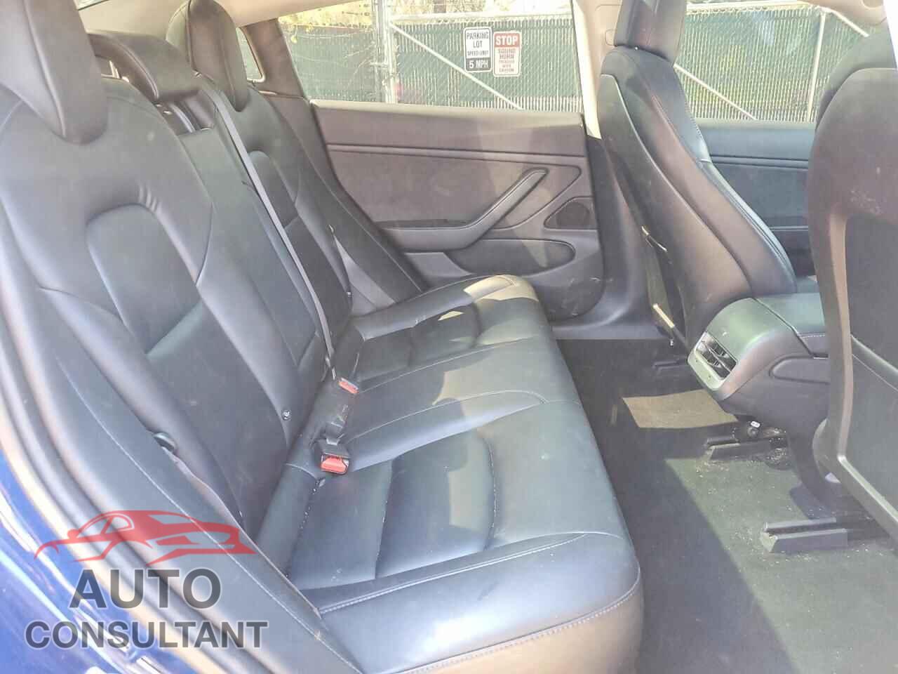 TESLA MODEL 3 2018 - 5YJ3E1EA3JF076675