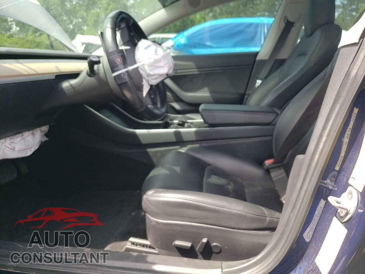 TESLA MODEL 3 2019 - 5YJ3E1EA5KF309389