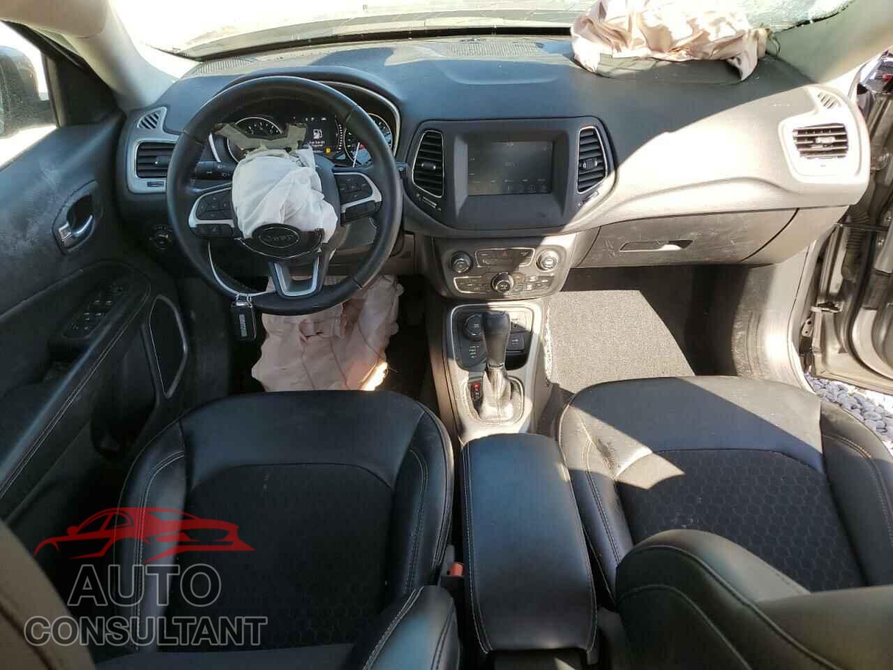 JEEP COMPASS 2020 - 3C4NJDBB0LT164557