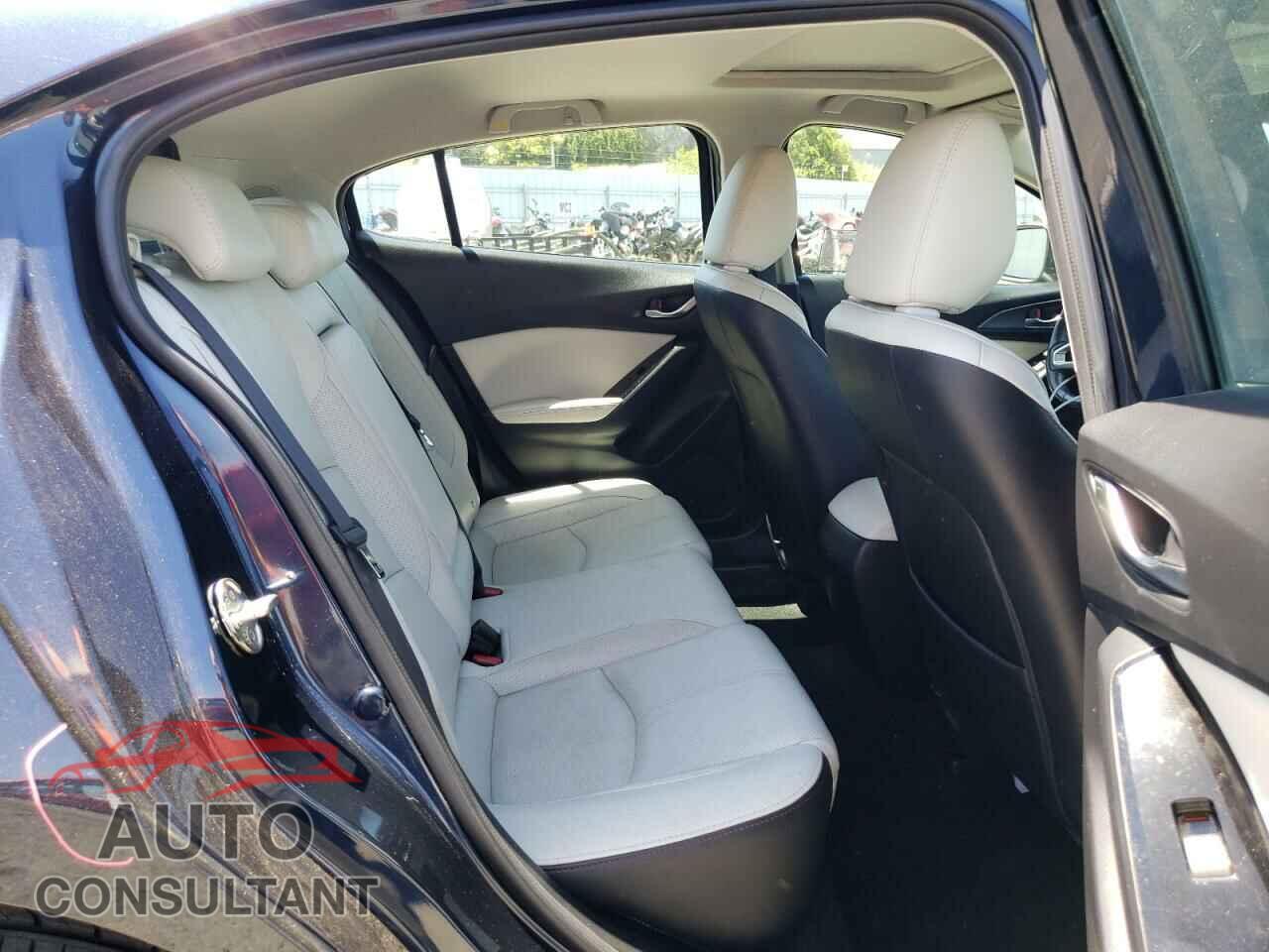 MAZDA 3 2017 - 3MZBN1M32HM133093