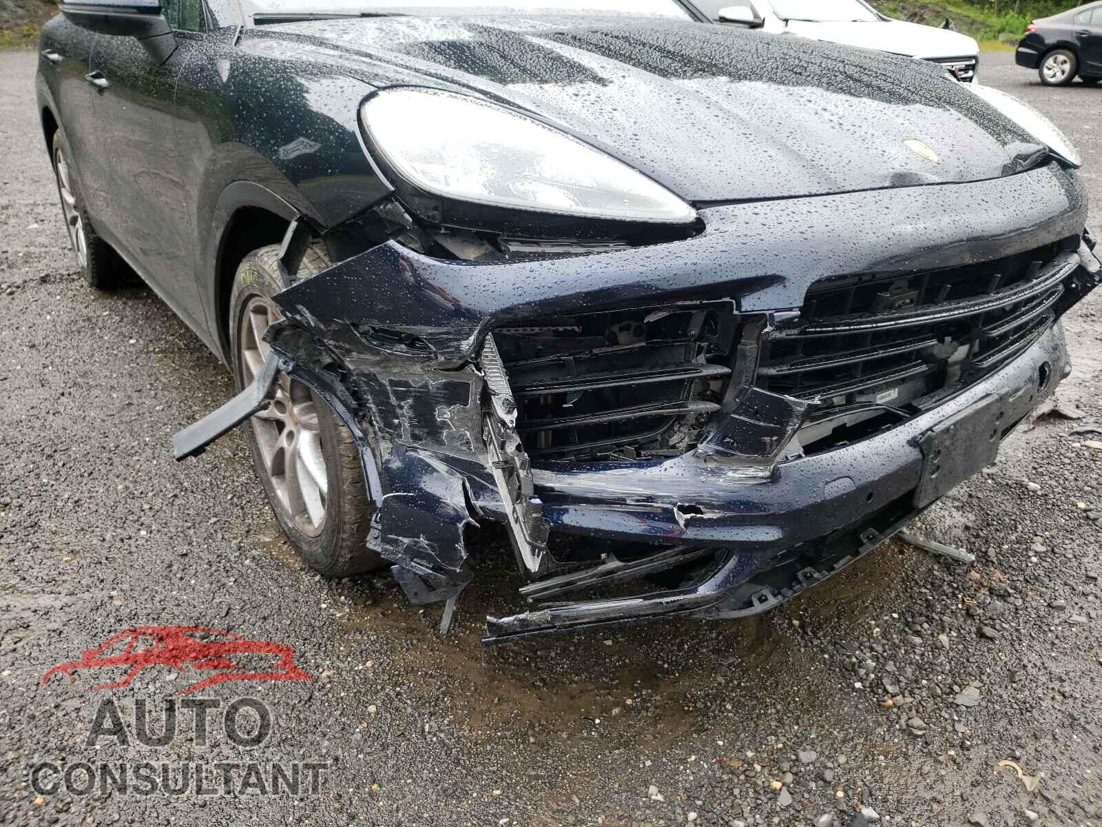 PORSCHE CAYENNE 2019 - WP1AA2AY3KDA00702