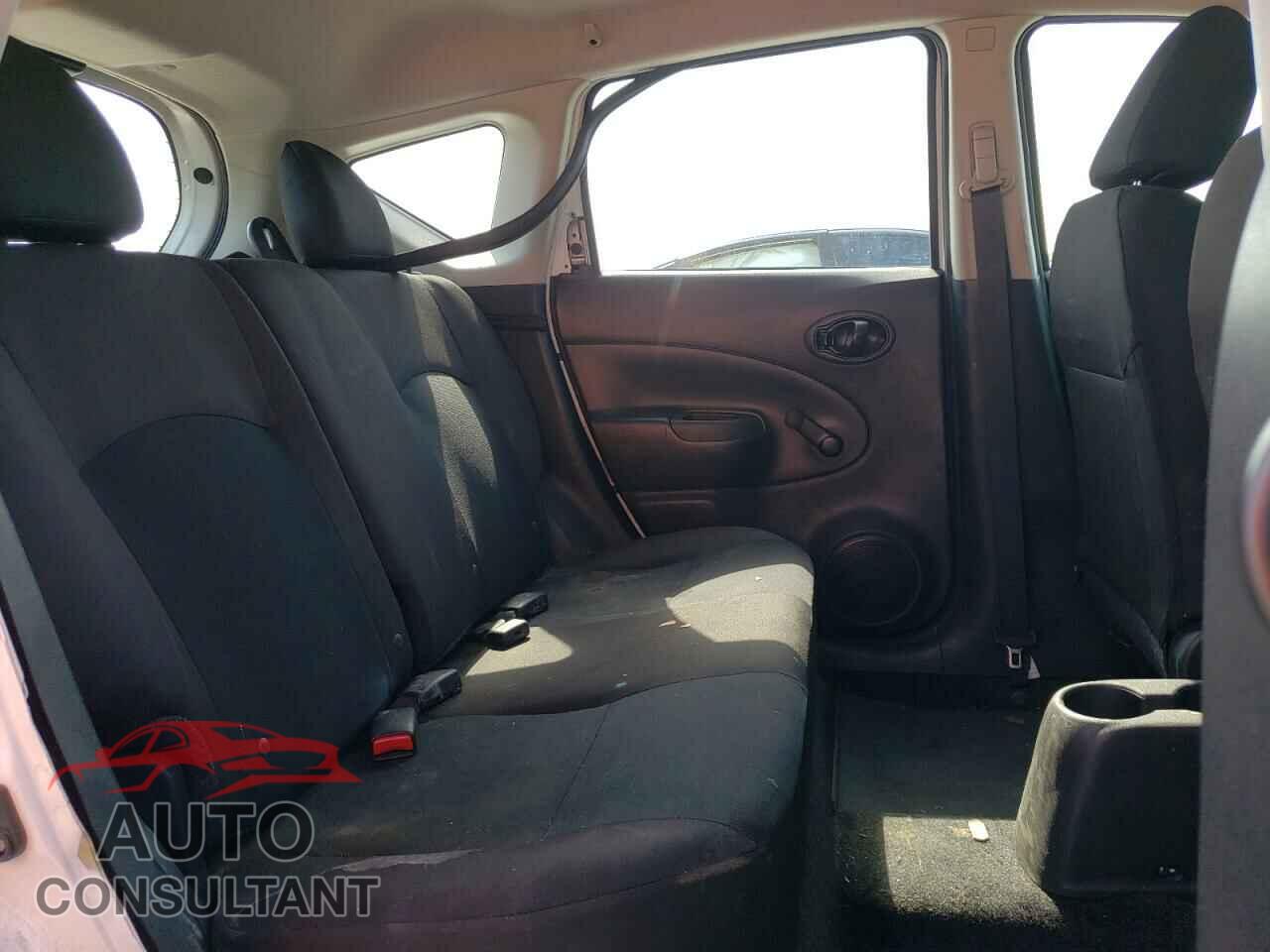 NISSAN VERSA 2019 - 3N1CE2CP3KL359659