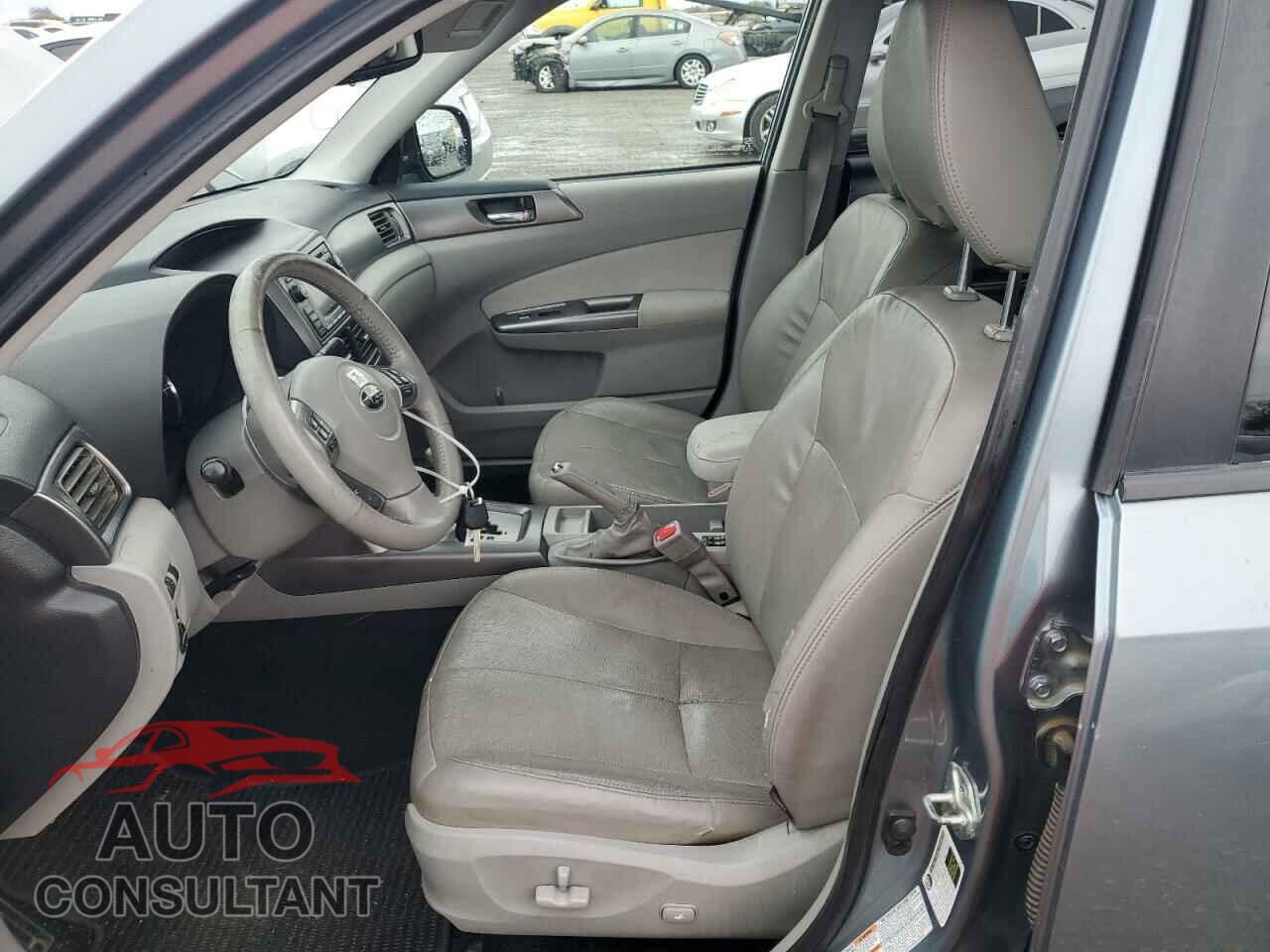 SUBARU FORESTER 2011 - JF2SHAEC8BH774481
