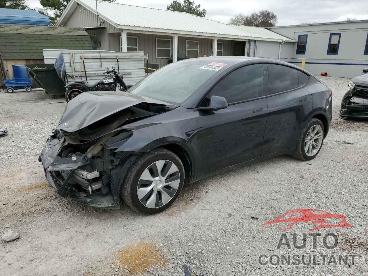 TESLA MODEL Y 2024 - 7SAYGDEE4RF984796