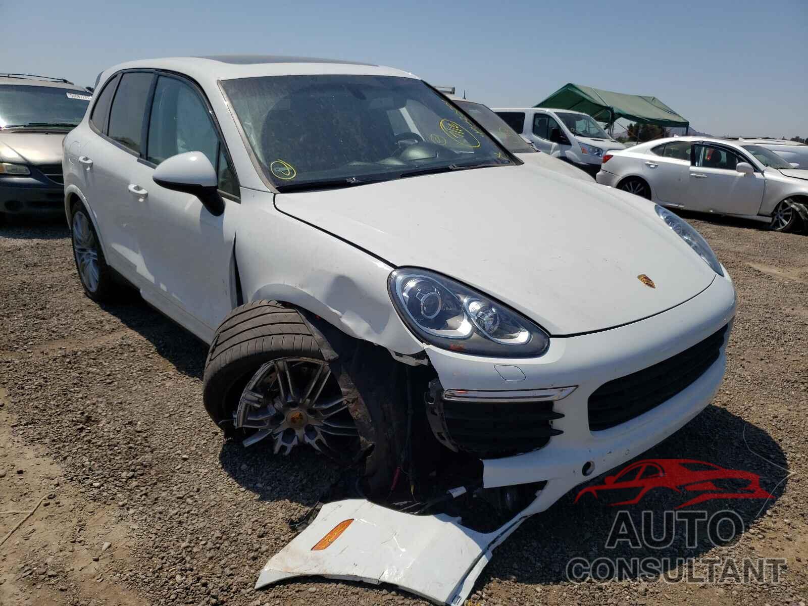 PORSCHE CAYENNE 2017 - WP1AA2A21HKA86382