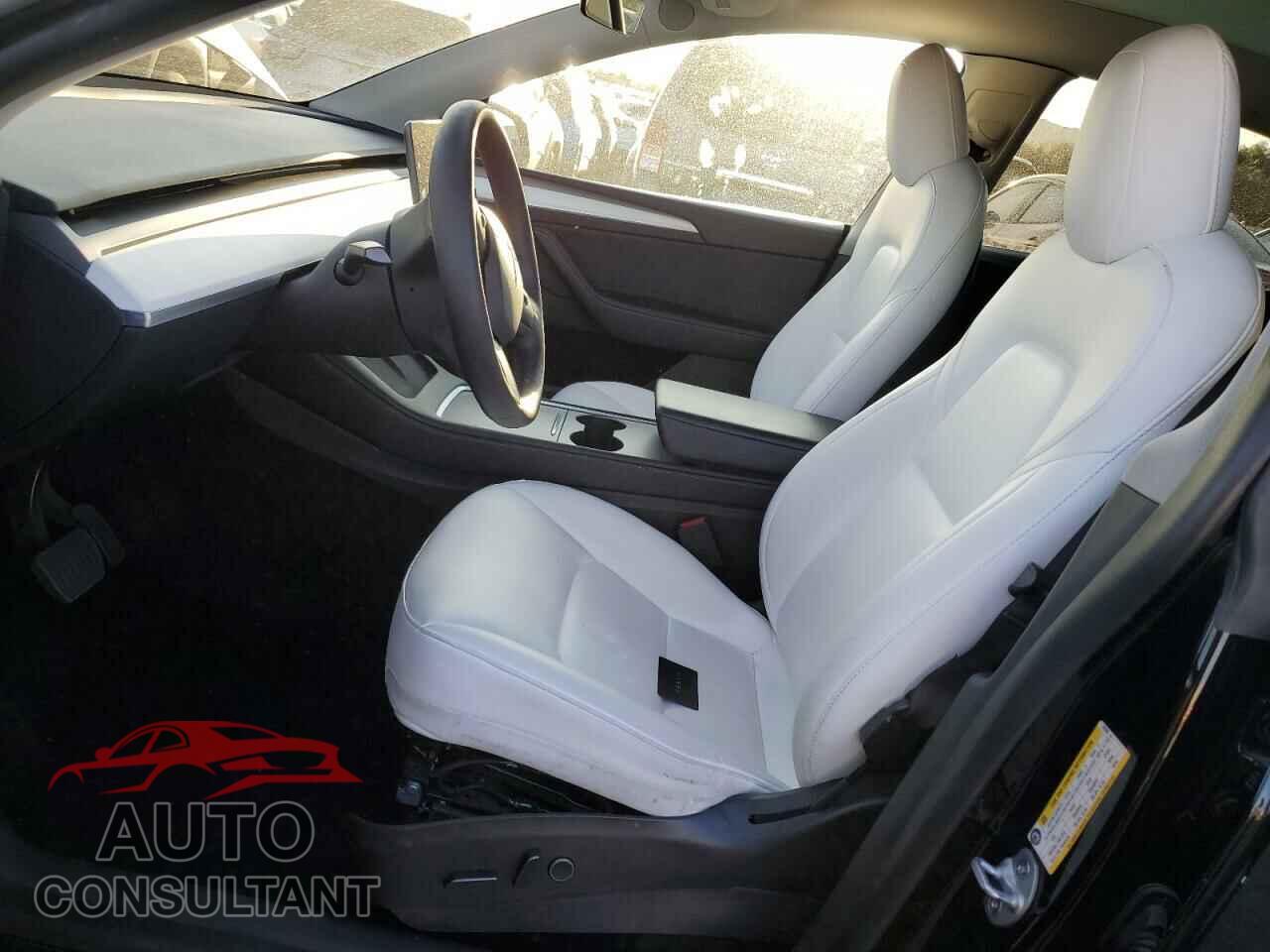 TESLA MODEL Y 2022 - 7SAYGAEE3NF542388
