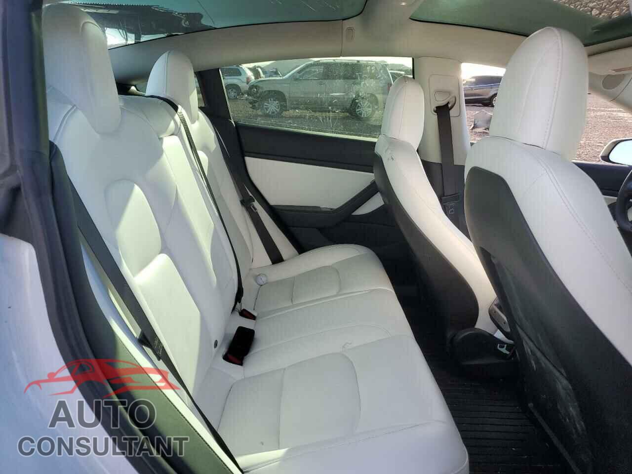 TESLA MODEL 3 2020 - 5YJ3E1EC5LF624809