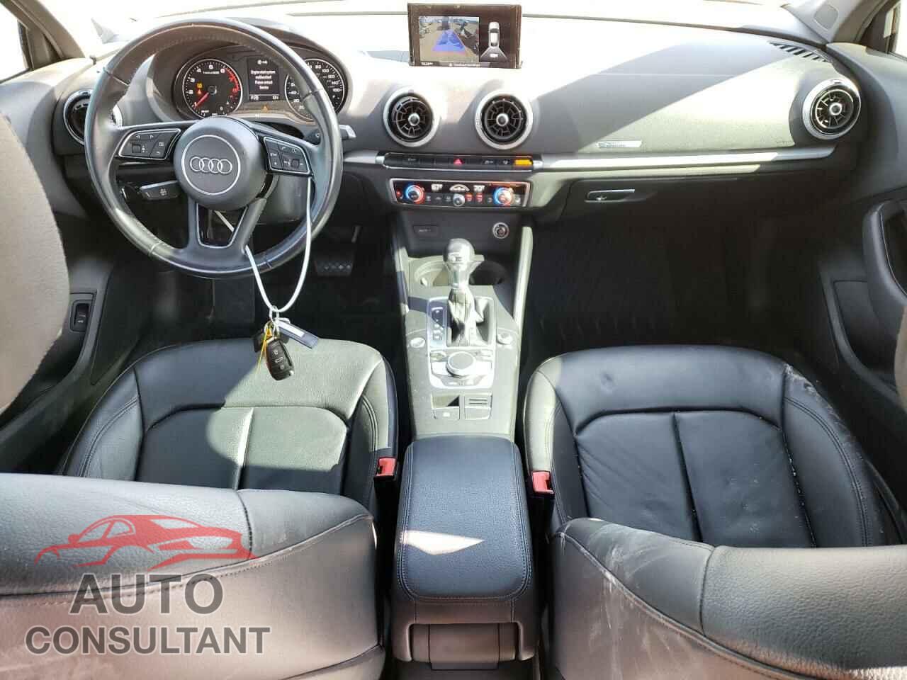AUDI A3 2017 - WAUB8GFF3H1037486