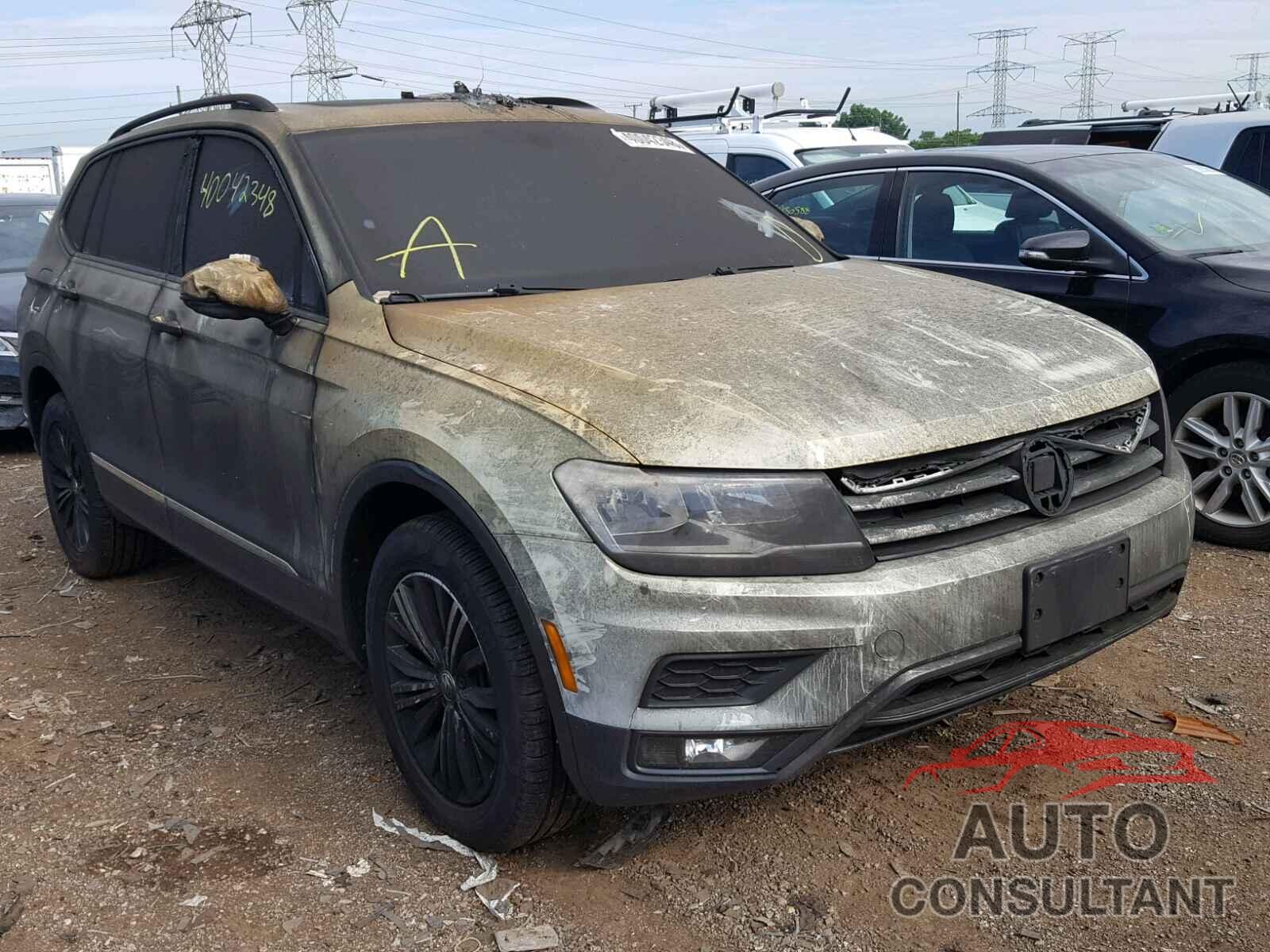 VOLKSWAGEN TIGUAN SE 2018 - 3VV2B7AX8JM028247