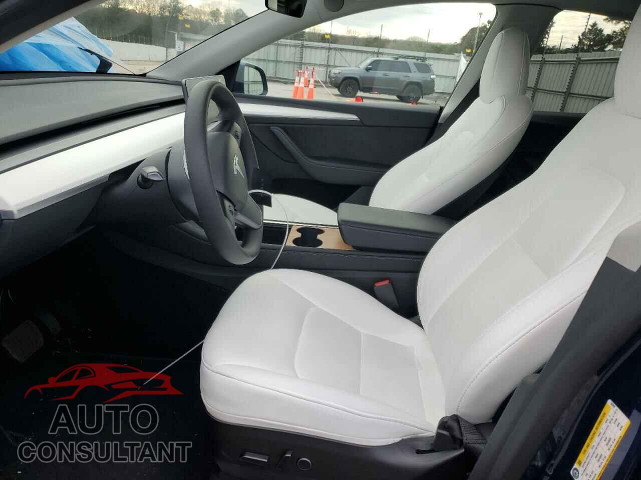 TESLA MODEL Y 2023 - 7SAYGAEE3PF683822