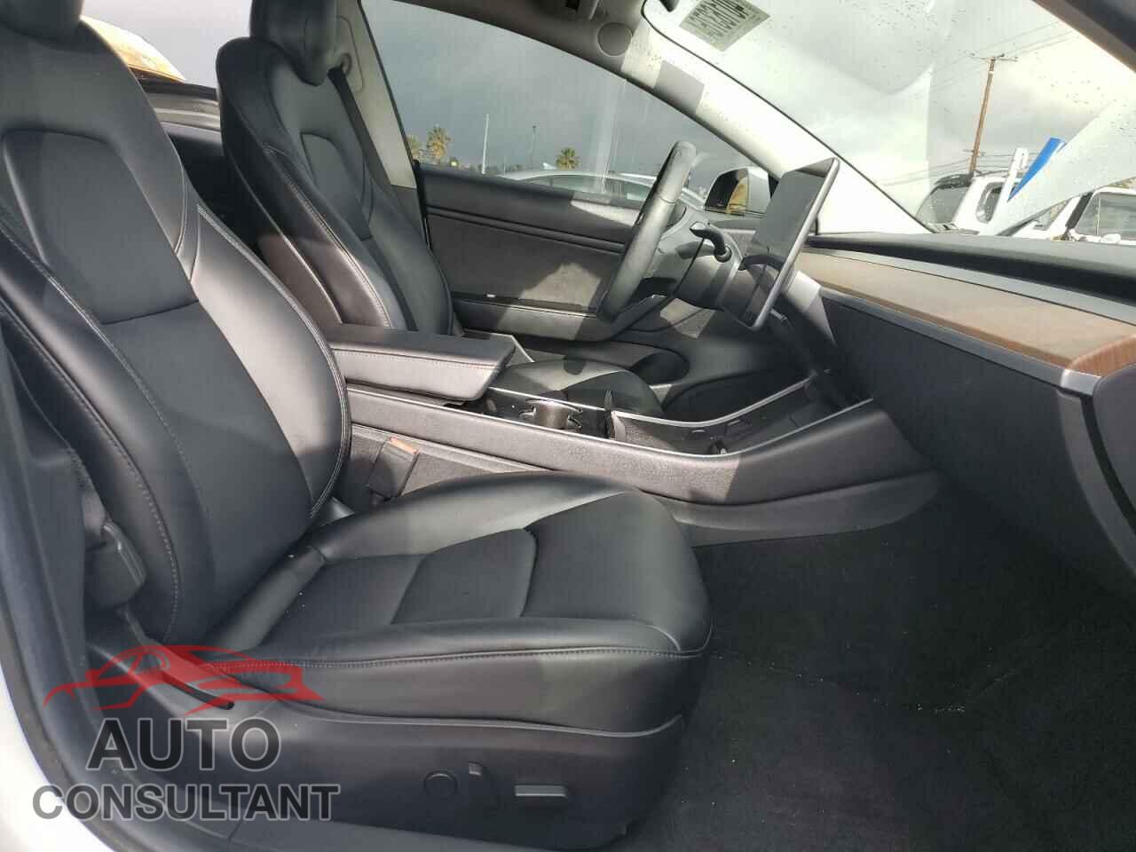 TESLA MODEL 3 2019 - 5YJ3E1EA9KF504086