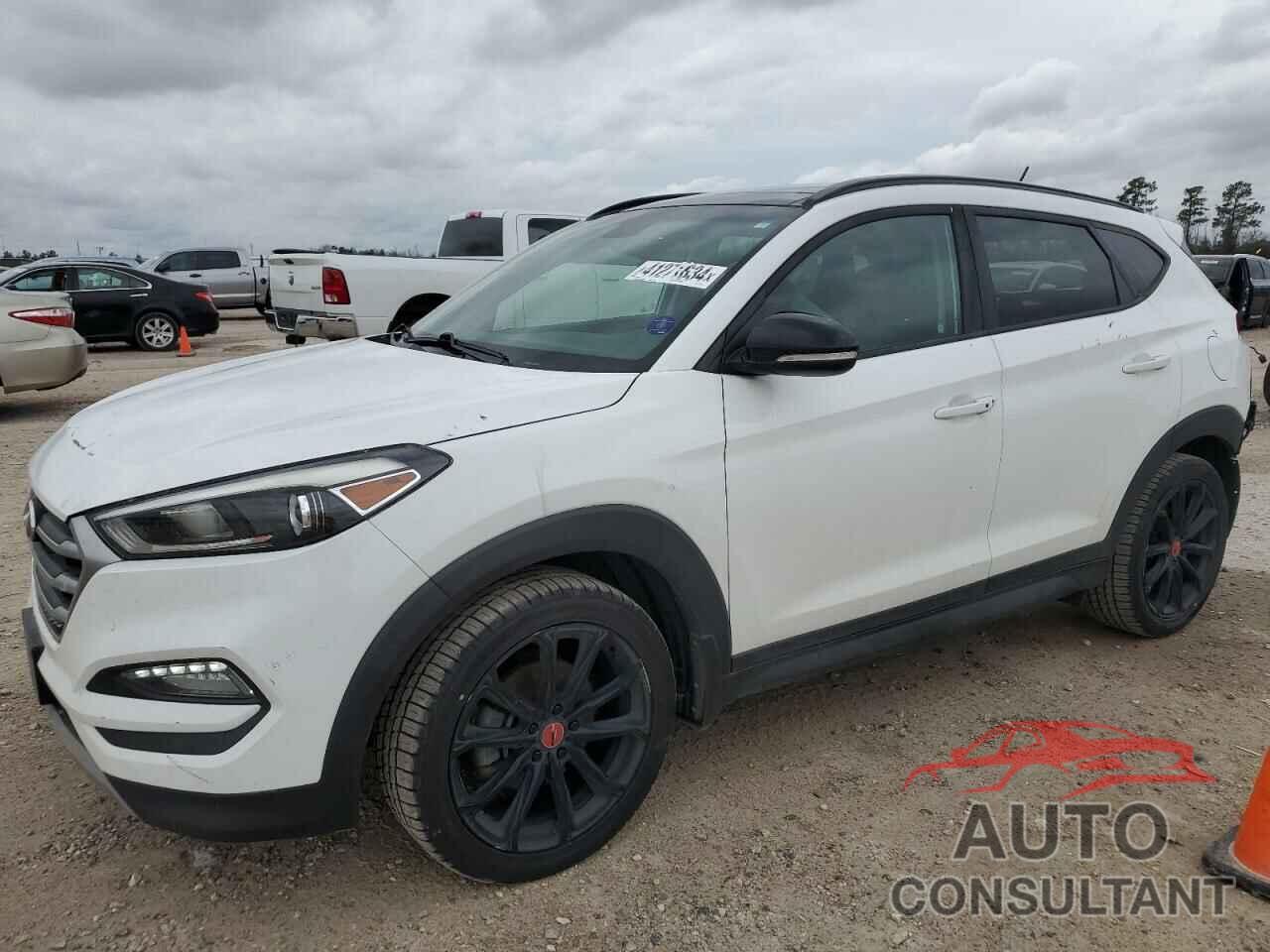 HYUNDAI TUCSON 2017 - KM8J3CA27HU515879